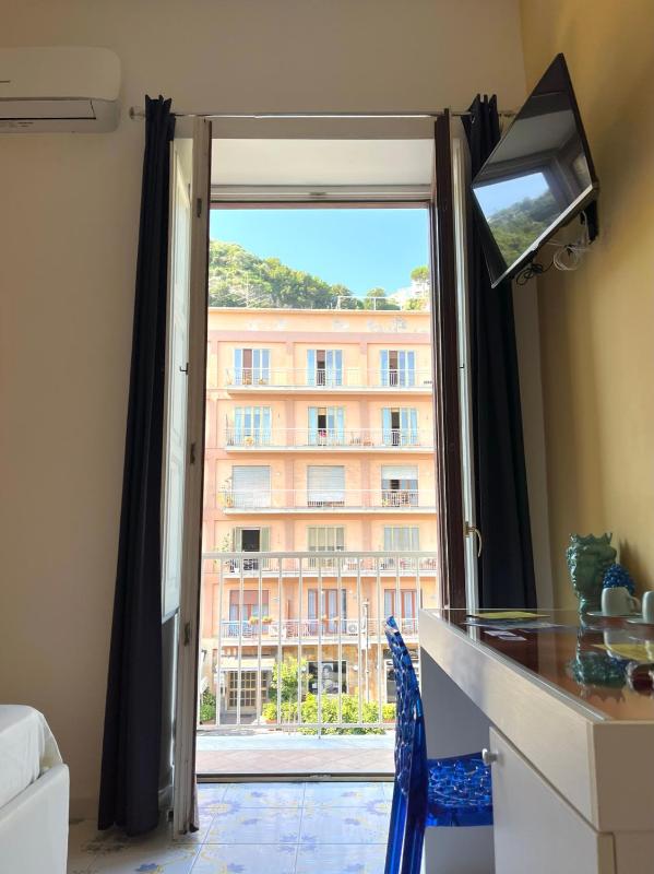 Sorrento Street View - image 8