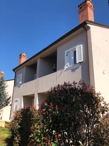 Two-Bedroom Apartment with Balcony Ground floor image 3