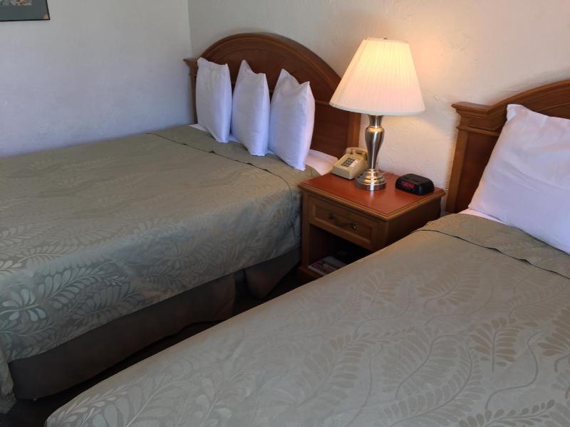 Americas Best Value Inn Loma Lodge - image 8