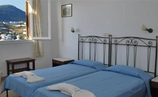 Triple Room image 2