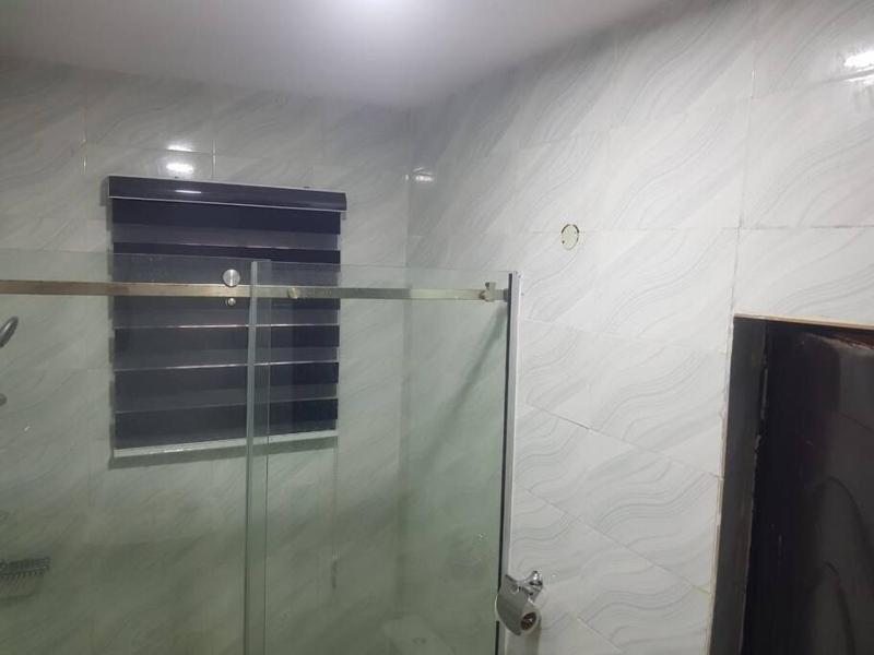 3JD Lavishly Furnished 1-Bed Apt - image 10