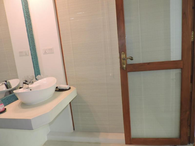 Binnacle Negombo - image 32