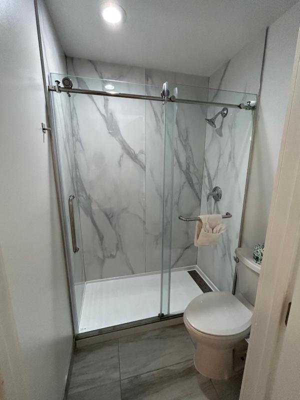 Double Room image 2