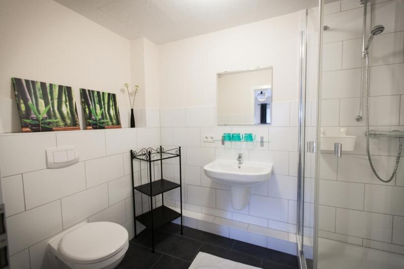 Standard Triple Room image 3