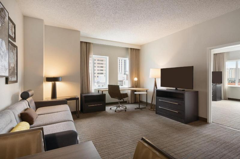 Residence Inn by Marriott Denver City Center - image 9