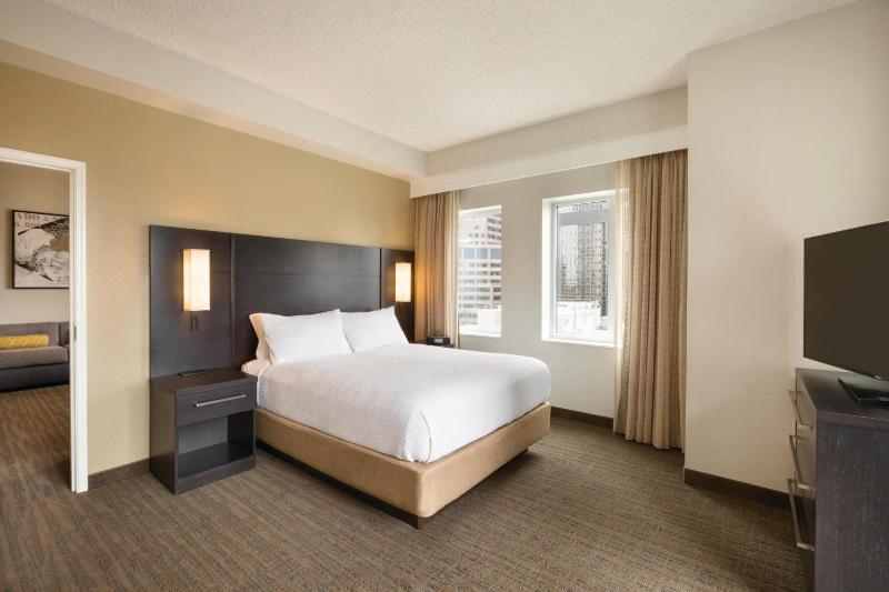 Residence Inn by Marriott Denver City Center - image 43