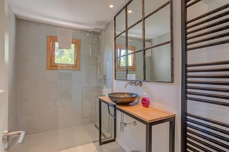 Villa Can Gallardo by Sealand Villas - image 14