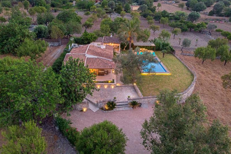 Villa Can Gallardo by Sealand Villas - image 9