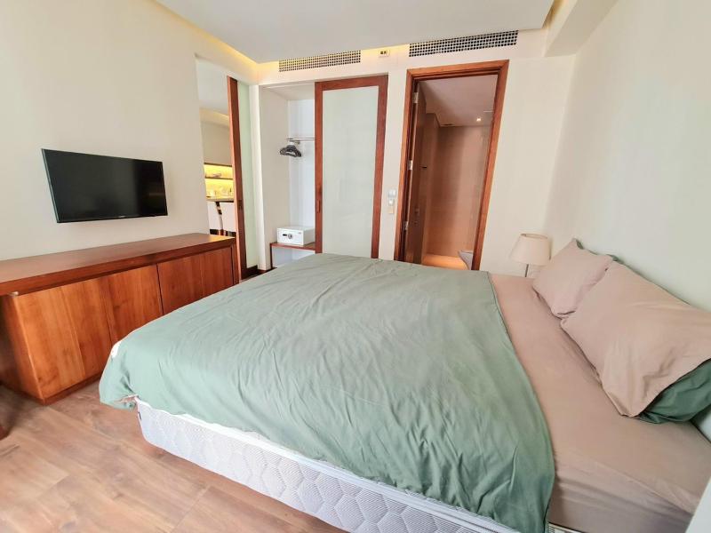 2 Bedroom Apartment by the beach Da Nang - image 2