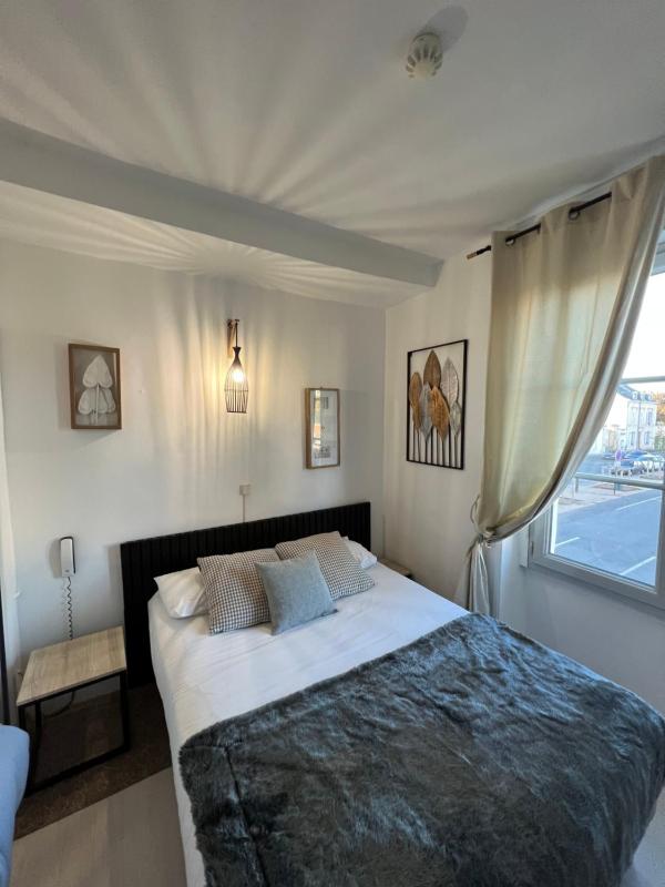 Budget Double Room image 4