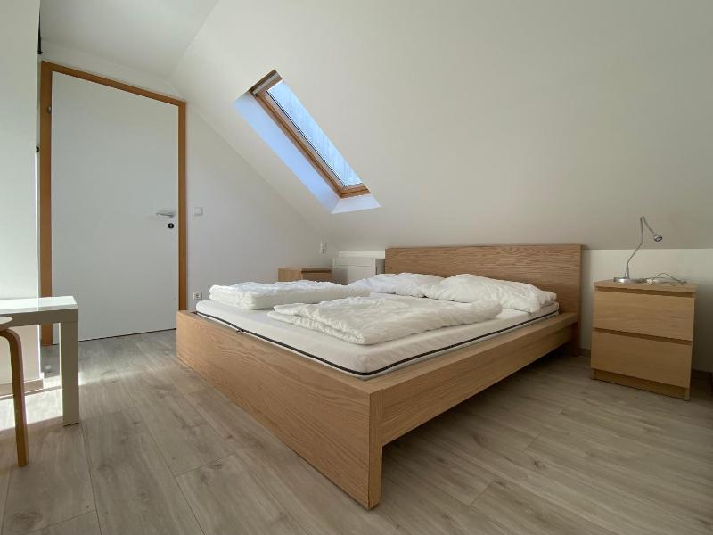 Twin Room image 1