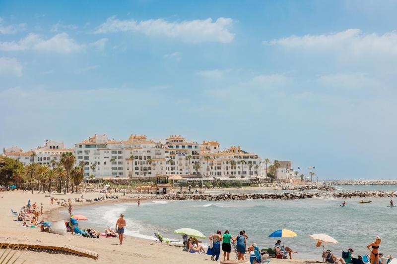 Holiday home with direct access to the beach sea views and south facing in Puerto Banús - image 20