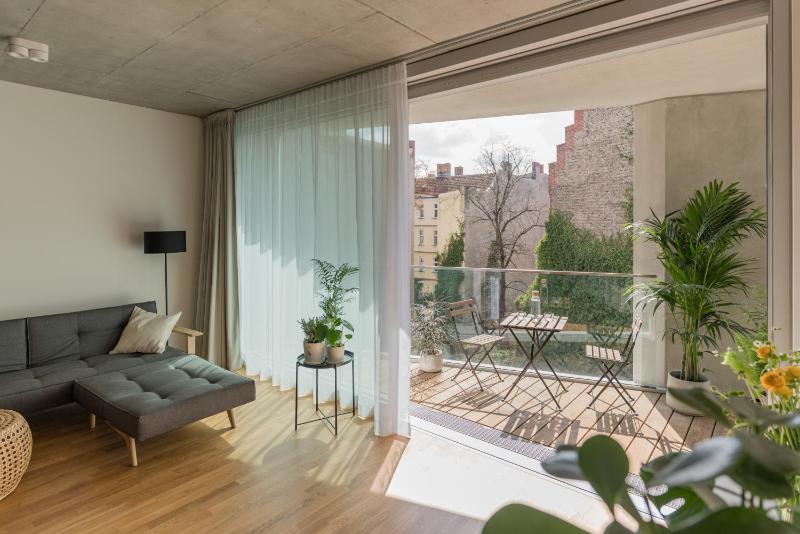 Carlotta Apartments - image 3