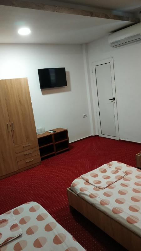 Triple Room image 4