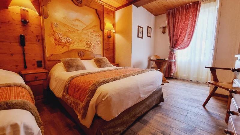 Double or Twin Room image 2
