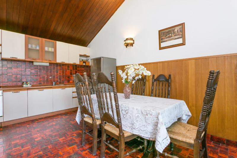Apartment Mirca 732b - image 27