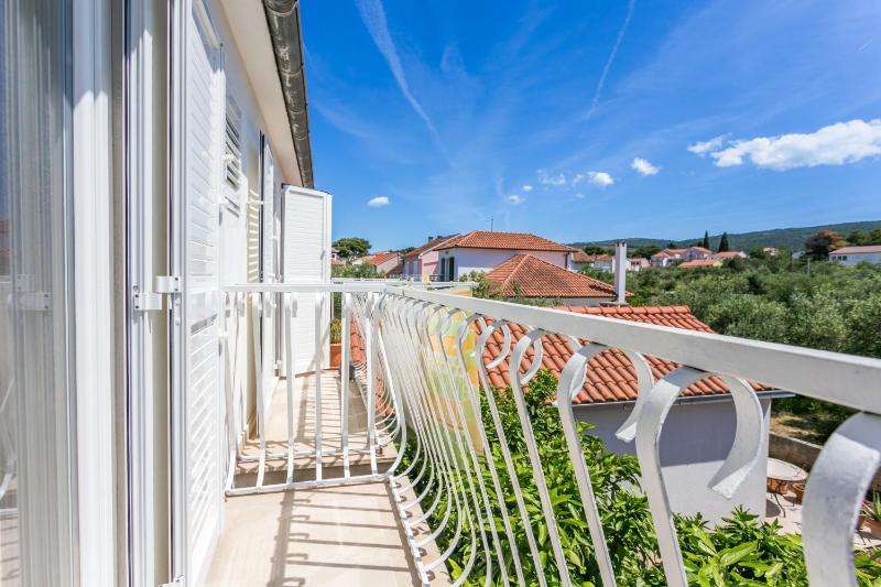 Apartment Mirca 732b - image 24