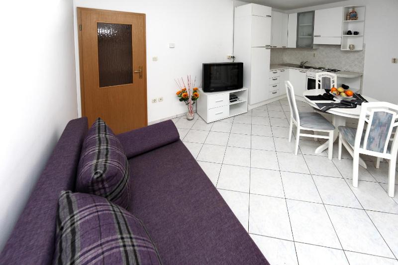 Apartments in Beautiful Split - image 6