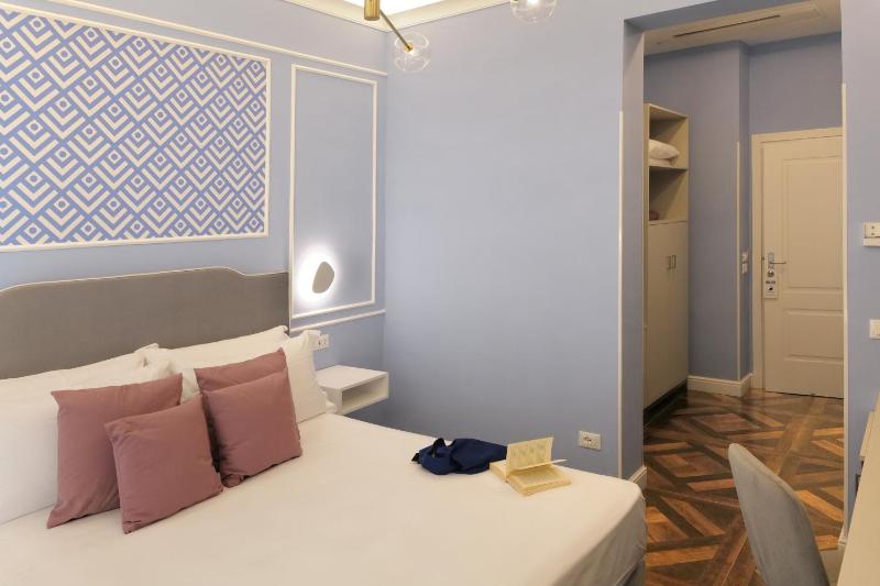 Cafè Latino Suites - image 20