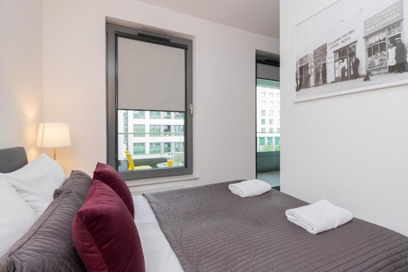 Plac Unii Apartment Gdynia City Centre by Noclegi Renters - image 25