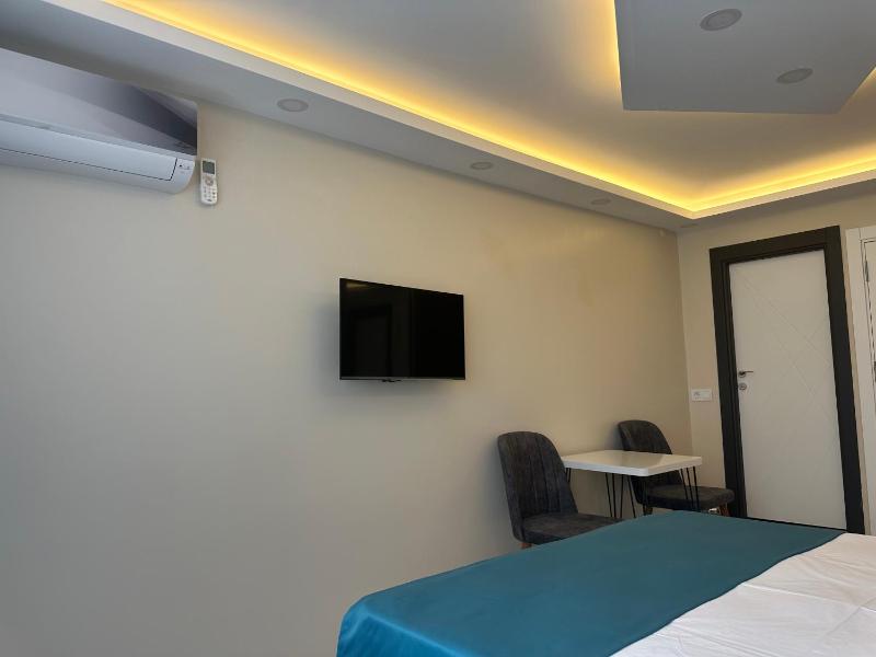 Palladium APART Hotel - image 11