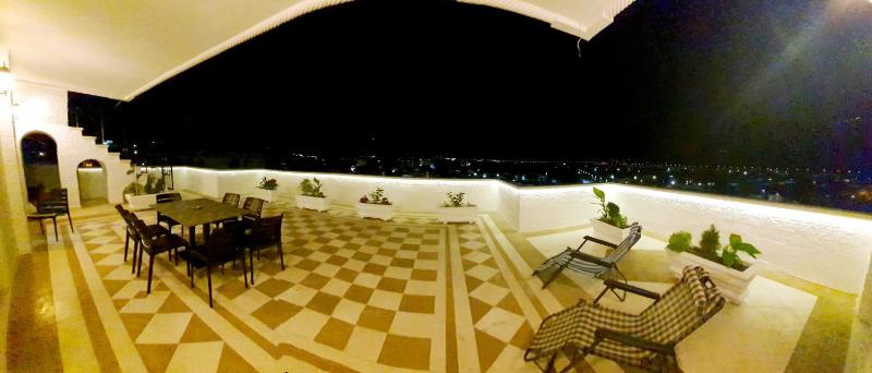 Magnolia Luxury Penthouse - image 16