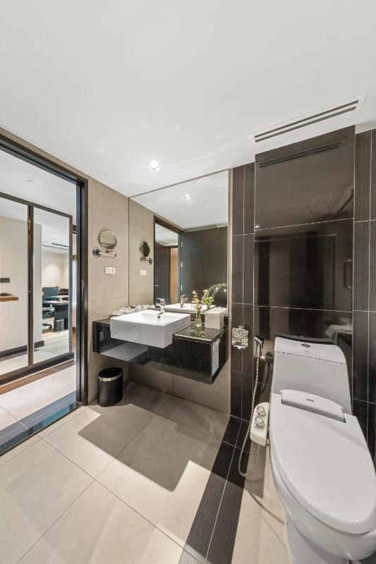The Mandison Bangkok - Formerly Golden Tulip Mandison Suites - image 16