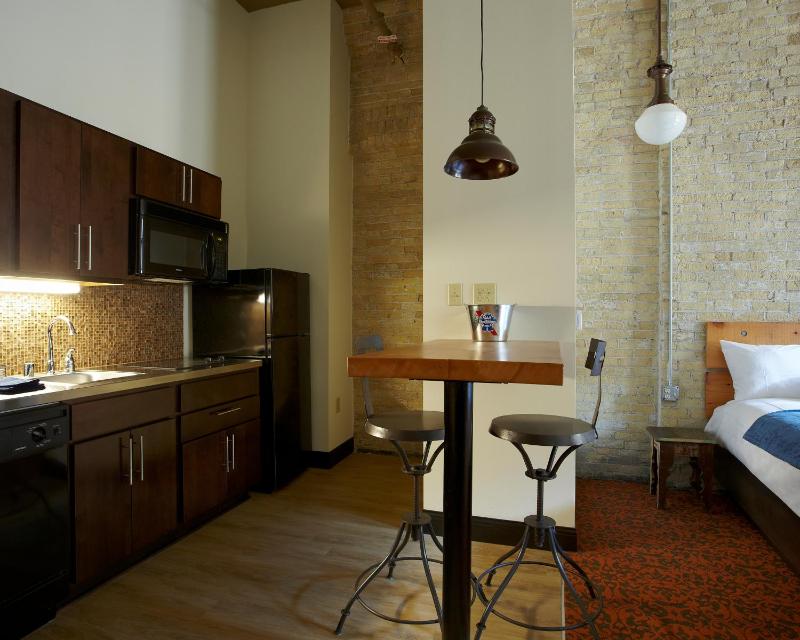 Deluxe Double Studio image 4