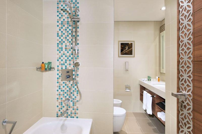 One-Bedroom King Suite image 3