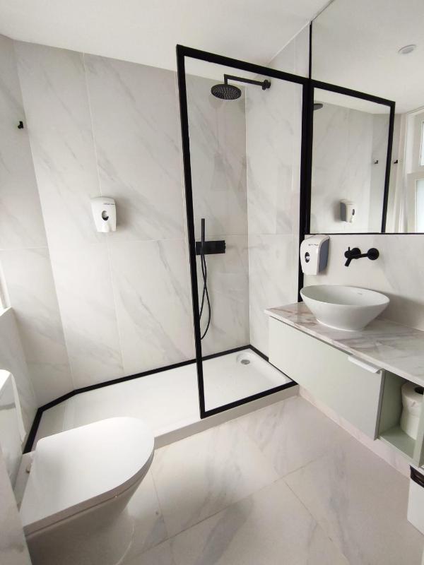 Superior Two-Bedroom Apartment image 1