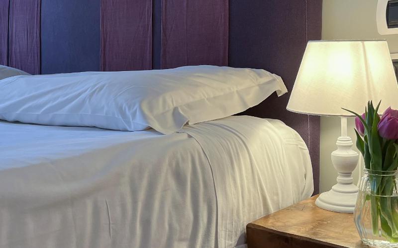 Double Room image 1