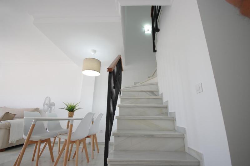 135 Livingtarifa Luna - image 2