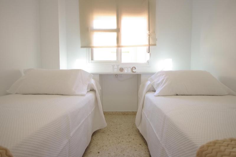 135 Livingtarifa Luna - image 6