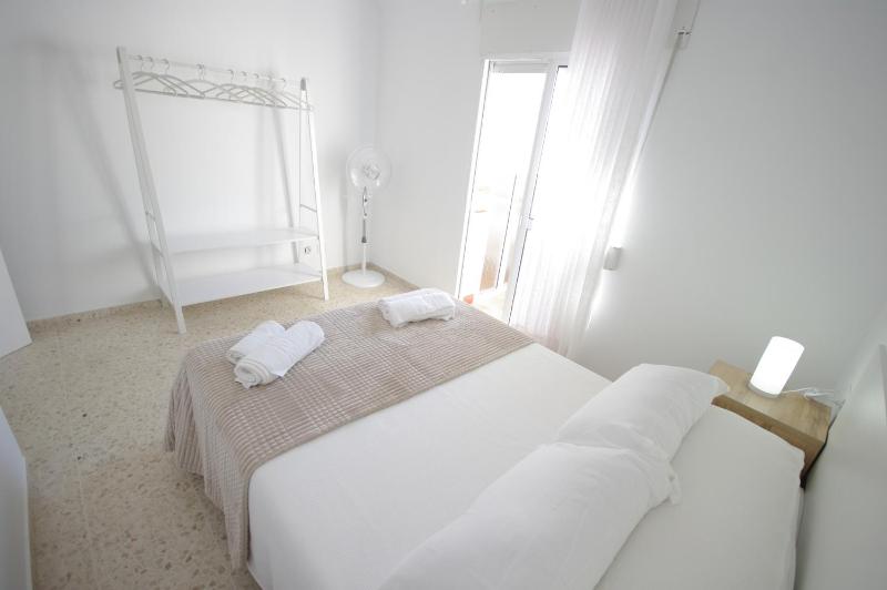 135 Livingtarifa Luna - image 13