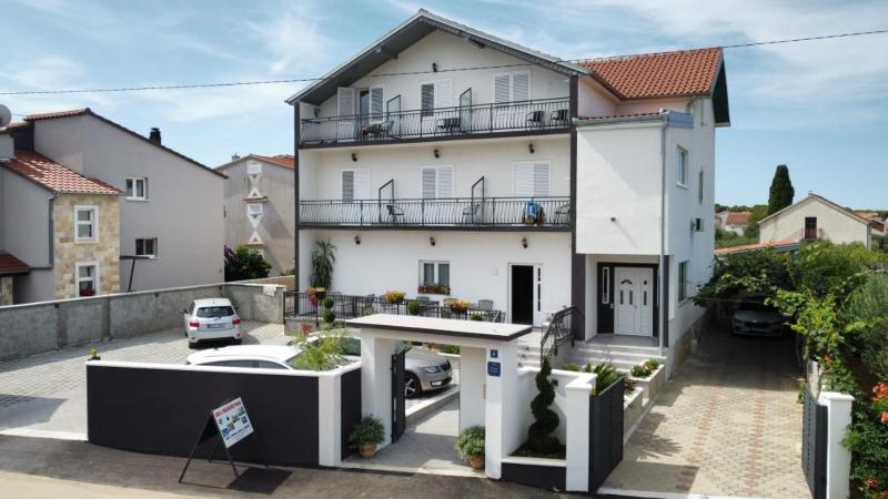 Bed & Breakfast Maki - image 1