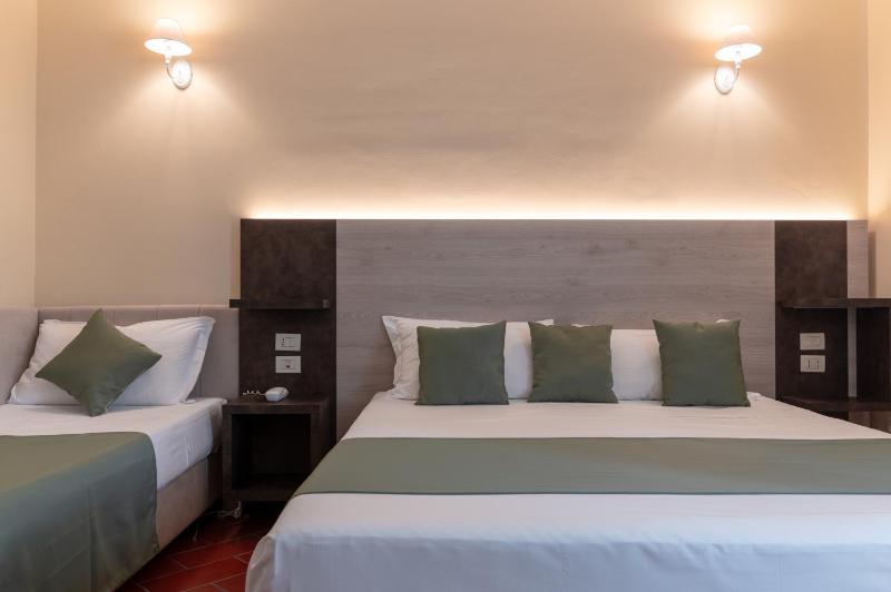 Double or Twin Room - Disability Access image 3