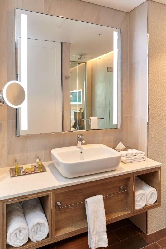 DoubleTree By Hilton Perth Northbridge - image 5