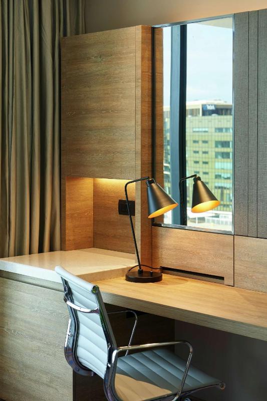 DoubleTree By Hilton Perth Northbridge - image 4