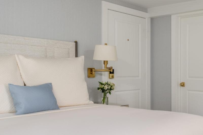 Double Room with Private Bathroom image 4