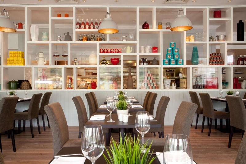 DoubleTree by Hilton Coventry - image 30