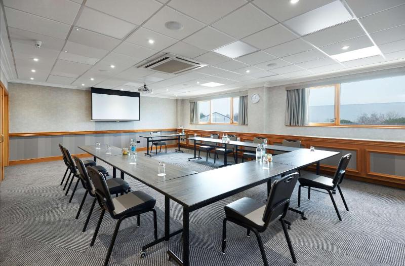 DoubleTree by Hilton Coventry - image 21