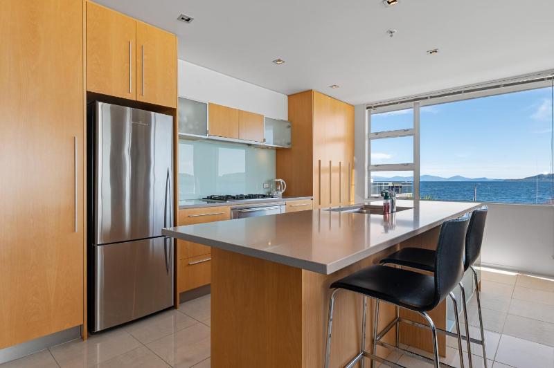 Waimahana Apartment 8 - image 10