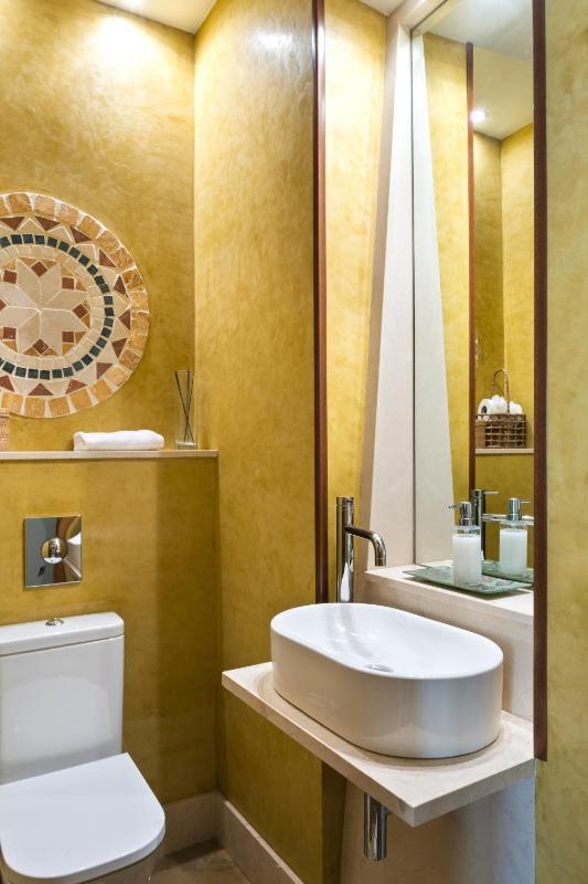 Apartment with Terrace image 3