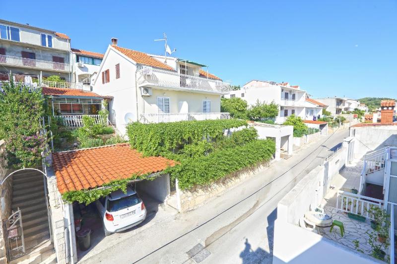 Apartment with Terrace image 4