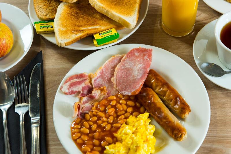 Standard Room with Free Hot Breakfast image 2