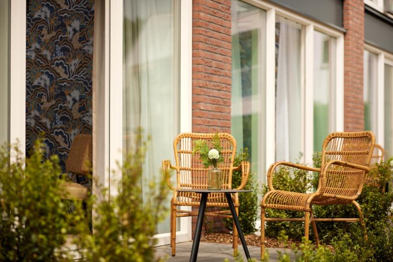 Twin Room with Terrace image 4