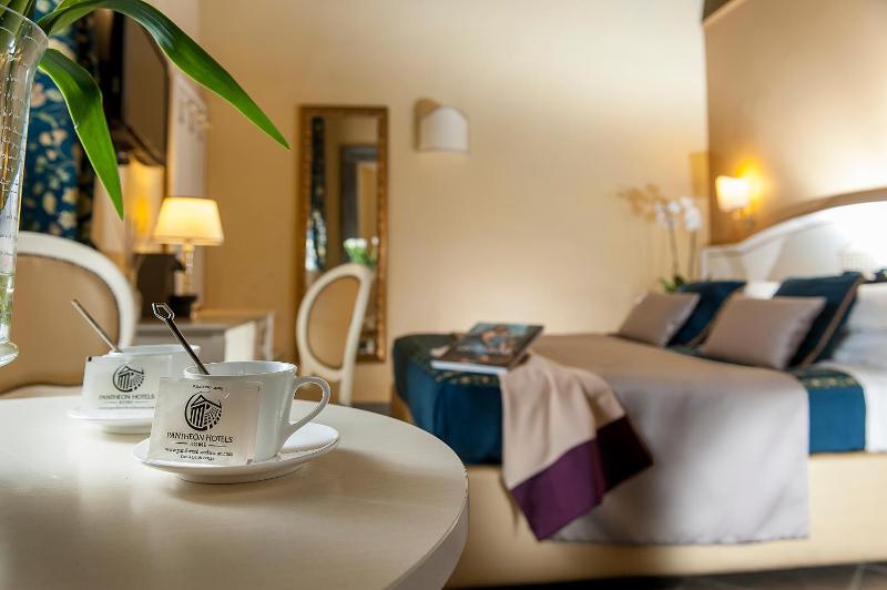 Standard Double or Twin Room image 2