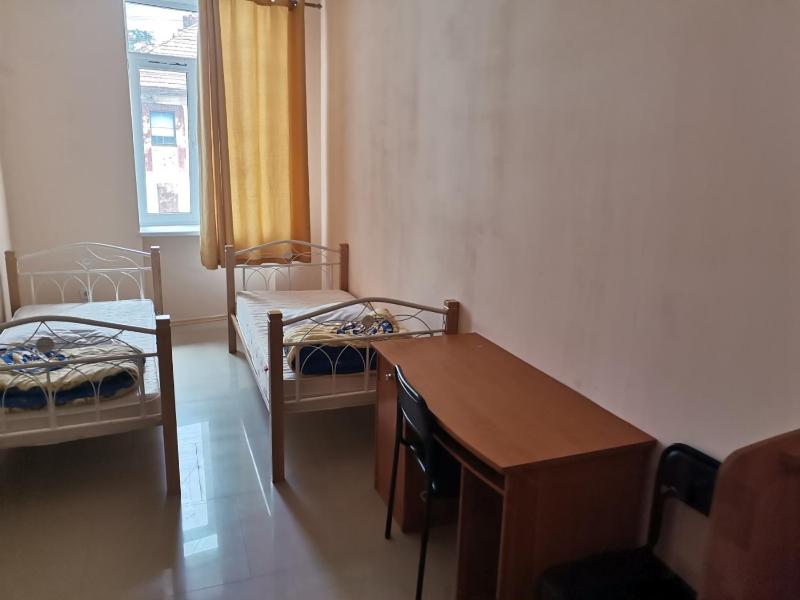 Budget Twin Room image 2