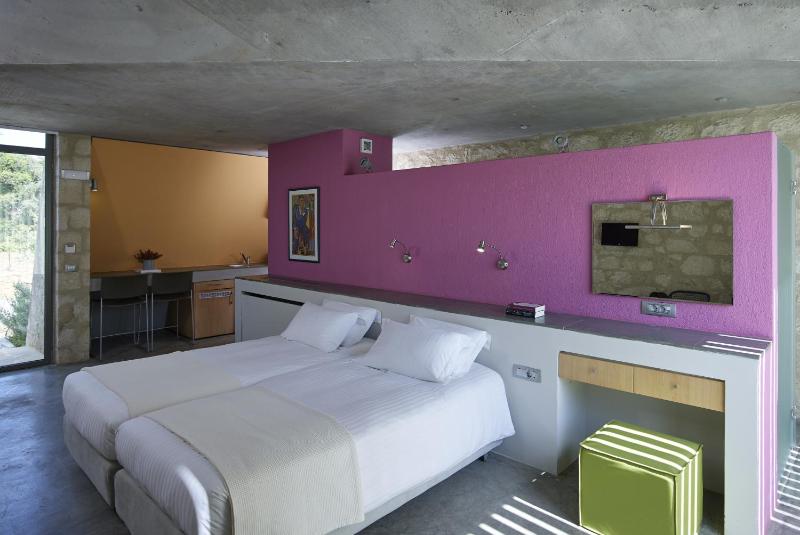 Leivatho Hotel - image 23