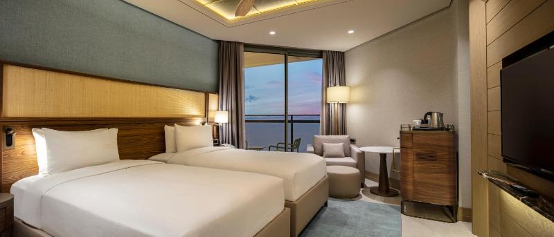 Executive Twin Room with Sea View image 2